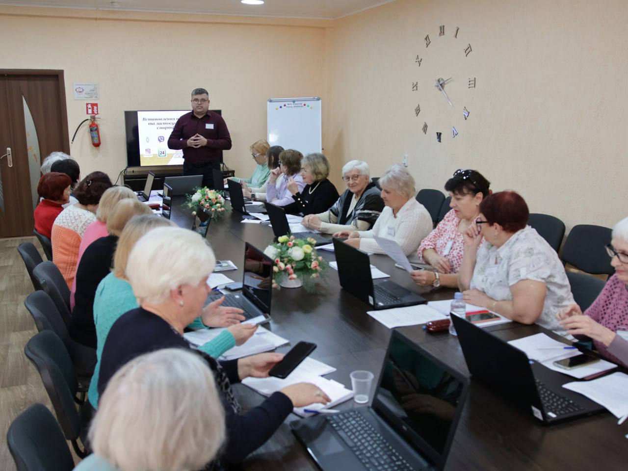 Більше, ніж навчання: «Університет третього віку» у Кривому Розі — запорука активності, спілкування та цифрової незалежності старшого покоління