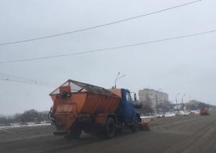 У Кривому Розі комунальні служби і спецтехніка працюватимуть в посиленому режимі у зв`язку з погіршенням погодних умов