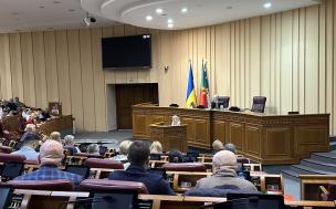 Ю. Вілкул: Наші пріоритети незмінні – підтримка військових, увічнення пам`яті загиблих Героїв, допомога сім`ям загиблих та жителям, чиє житло постраждало від ворожих ударів, забезпечення стабільної роботи міської інфраструктури