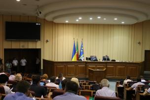 Криворізькі депутати направили звернення до Дніпропетровської облради з вимогою не допустити закриття Криворізького Центру СНІДУ