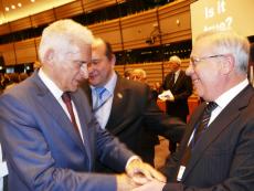 Криворізький міський голова Юрій Вілкул зустрівся у Брюсселі з головою Європарламенту Єжи Бузеком та взяв участь у церемонії підписання Угоди Мерів